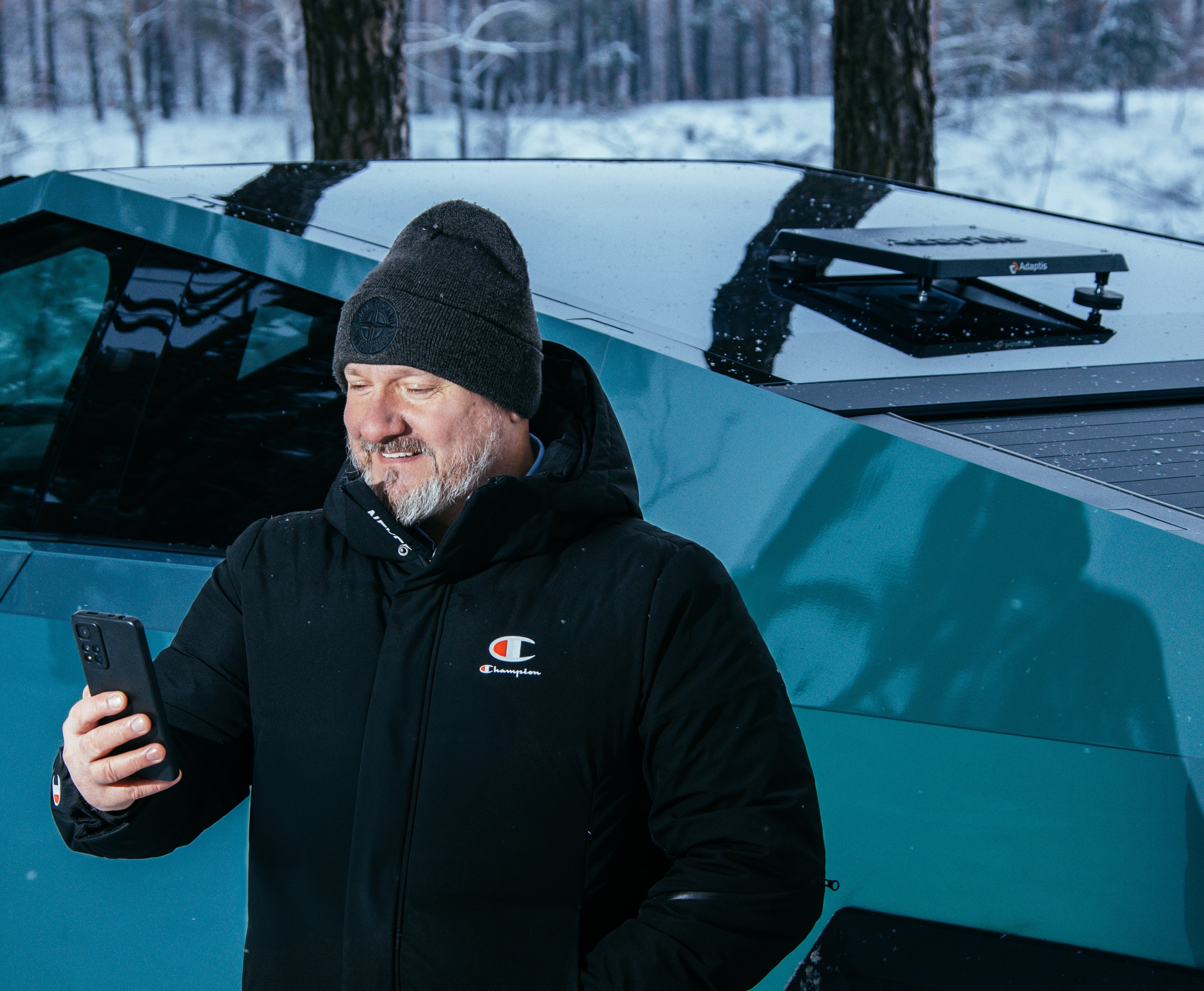 Набір: Термінал Starlink Mini + Корпус Adaptis MiniKit